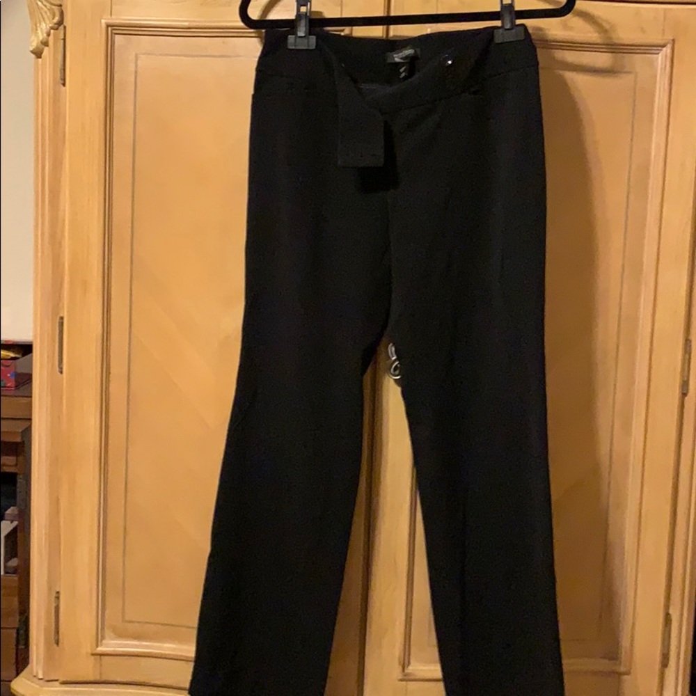 White house black market black pants size 6